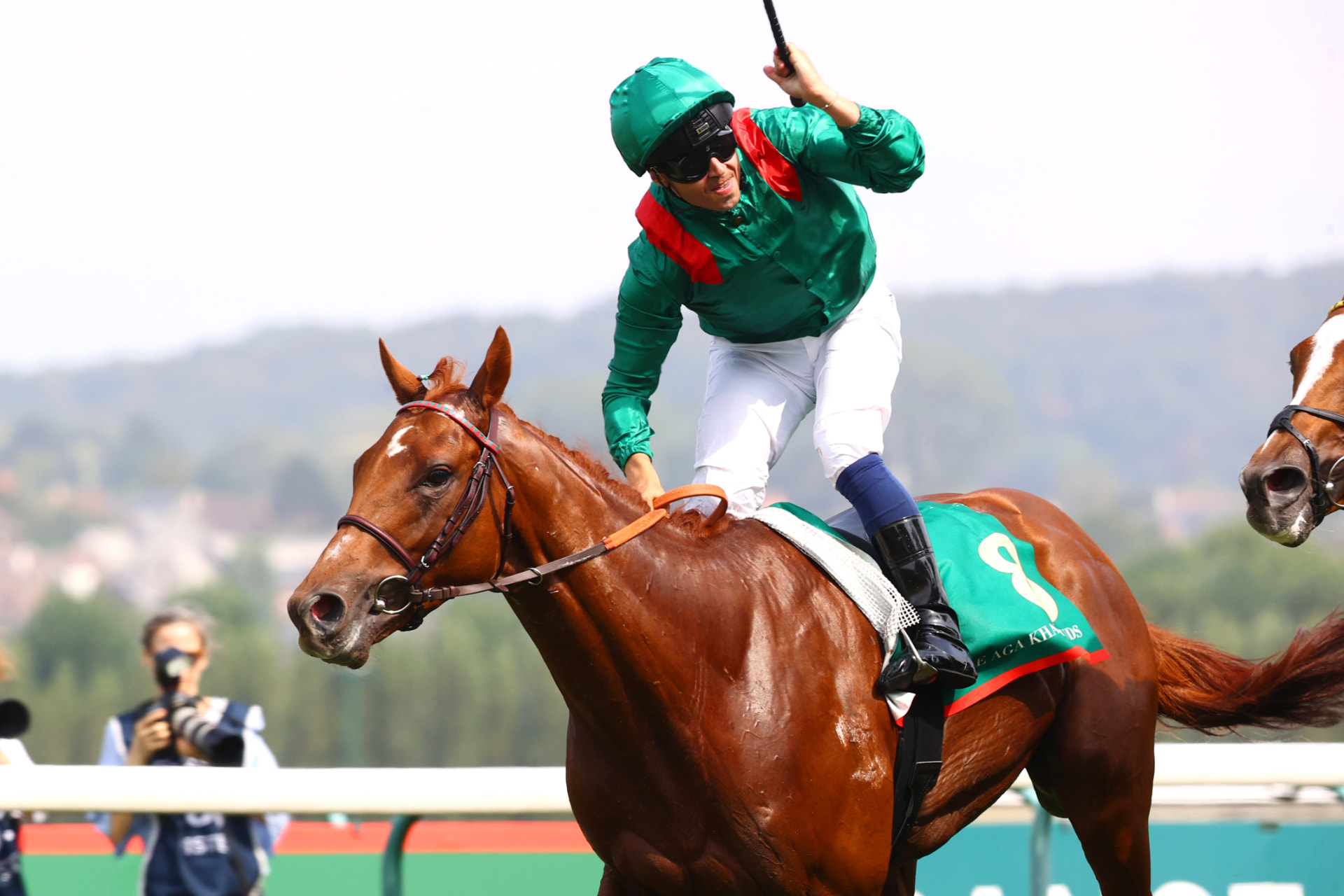 Rayif, cheval alezan, casaque verte Aga Khan, victoire